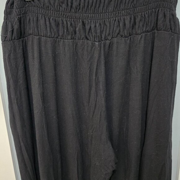 Torrid Women’s Gaucho Pants Size 1 Black Cropped Wide Leg Stretch Plus Size - Picture 6 of 8